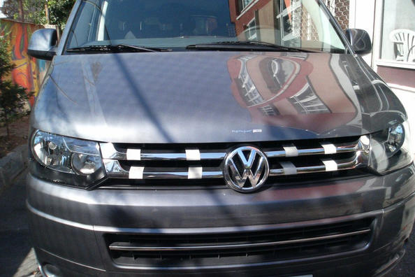 Säleikön lista jäähdyttimen säleikköön Volkswagen T5
