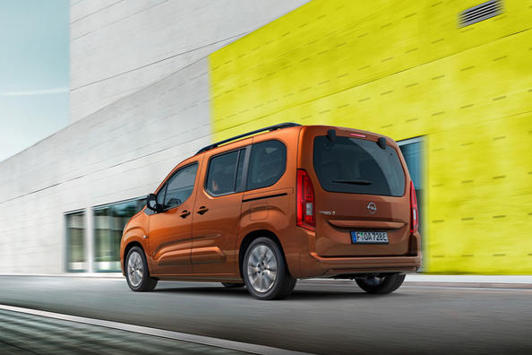 Opel Combo -tila-autosta esiteltiin sähköversio