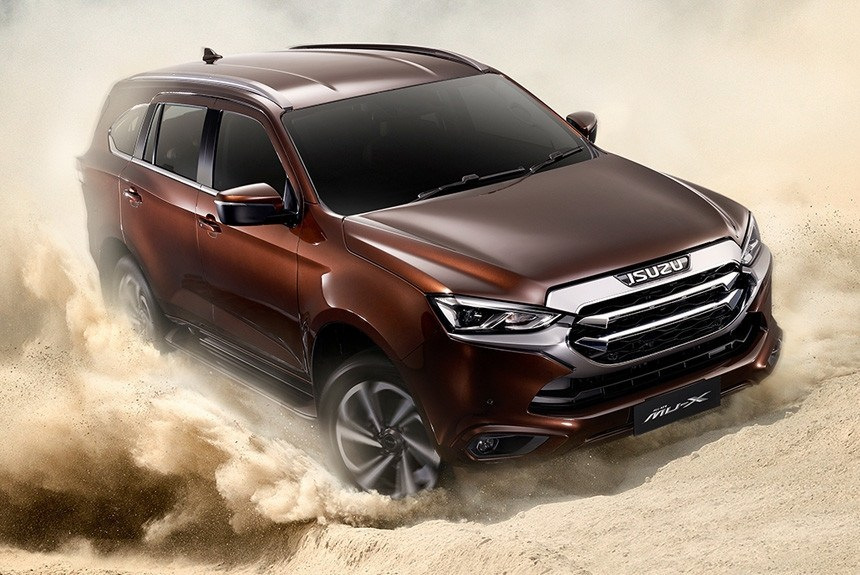 Uuden sukupolven tikapuurunkoinen Isuzu MU-X -maasturi