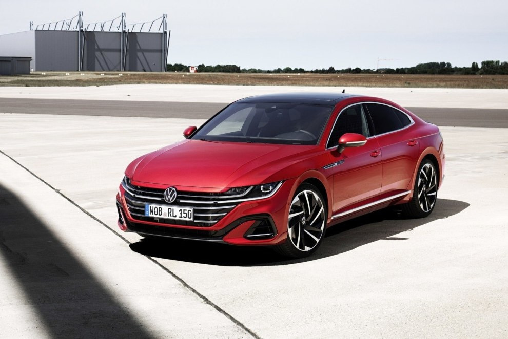 Uudistettu Volkswagen Arteon -liftback