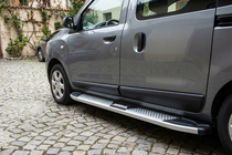 Dacia Dokker 2013–2022 Mevsim Grey sivuporrastangot (2 kpl, alumiini) kuva 1