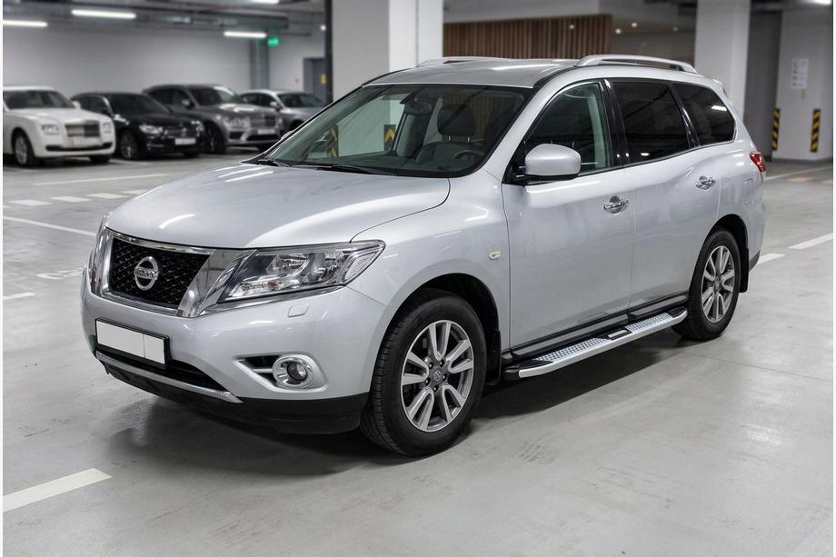 Nissan Pathfinder R52 2012–2021 Mevsim Grey sivuporrastangot (2 kpl, alumiini) Kuva 1