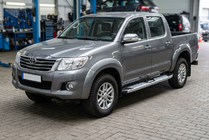 Toyota Hilux 2006–2015 Mevsim Grey sivuporrastangot (2 kpl, alumiini) kuva 1