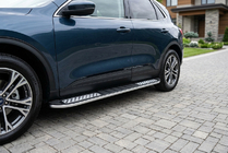 Ford Kuga/Escape 2019– Tayga V2 sivukynnykset (2 kpl, alumiini) kuva 1