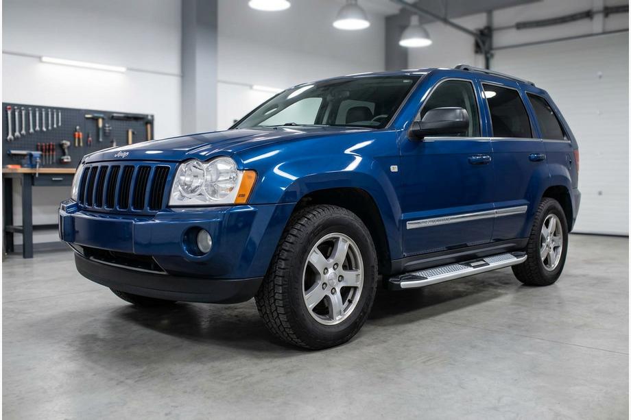 Jeep Grand Cherokee WK 2004–2010 Mevsim Grey sivuporrastangot (2 kpl, alumiini) Image