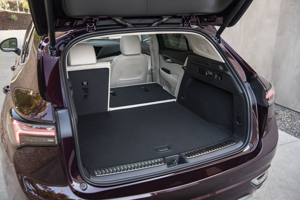 Buick Envision -crossoverin 2. sukupolven koeajo