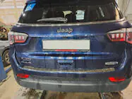 Jeep Compass 2016– Takapuskurin suojalista Carmos (ruostumaton teräs) kuva 3
