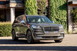 Premium-seitsemänpaikkainen crossover: Lincoln Aviator kuva 2