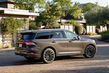 Premium-seitsemänpaikkainen crossover: Lincoln Aviator kuva 4