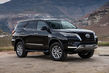 Arvostelu: uudistettu Toyota Fortuner -maasturi kuva 3