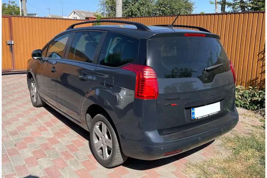 Peugeot 5008 2009–2016 OmsaLine Solid kattokaiteet (2 kpl, mustat) Kuva 3