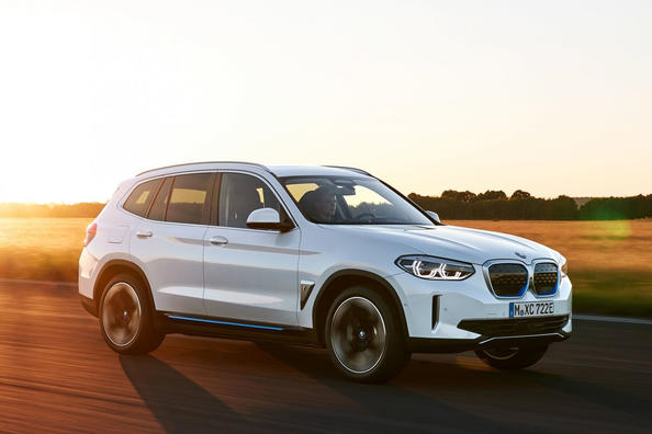 BMW iX3 -sähköcrossoverin koeajo