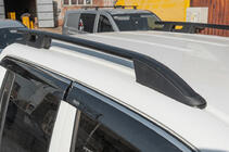Volkswagen Amarok 2010–2022 OmsaLine Sport kattokaiteet (2 kpl, mustat) kuva 4