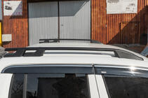 Volkswagen Amarok 2010–2022 OmsaLine Sport kattokaiteet (2 kpl, mustat) kuva 2
