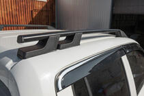 Volkswagen Amarok 2010–2022 OmsaLine Sport kattokaiteet (2 kpl, mustat) kuva 5