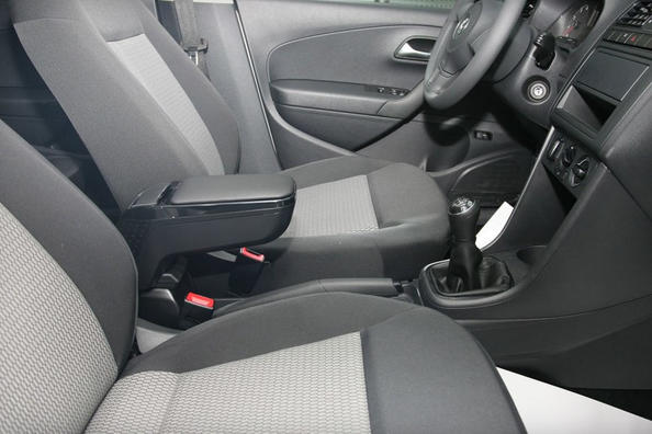 Näin valitset oikean käsinojan autoon