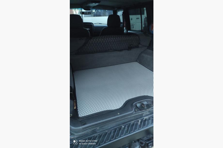 Jeep Cherokee XJ 1984–2001 Tavaratilan matto (EVA, harmaa) Image