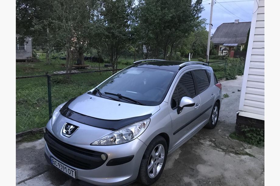Peugeot 207 2006–2014 Konepellin deflektori VIP Image