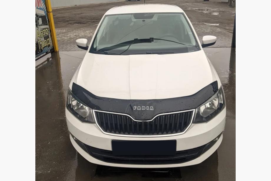 Skoda Fabia 2014–2021 Konepellin tuuliohjain (VIP) Image