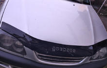 Toyota Avensis 1998–2003 Konepellin tuuliohjain (VIP) kuva 1