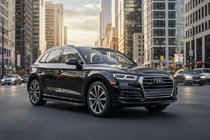 Audi Q5 2017–2025 Allmond Black sivuportaat (2 kpl, alumiini) kuva 1
