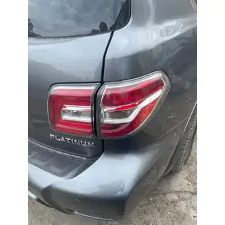 Taka-LED-takavalot (alkuperäiset, käytetyt, vuosimalli 2019) Nissan Armada 2016–2024 kuva 3