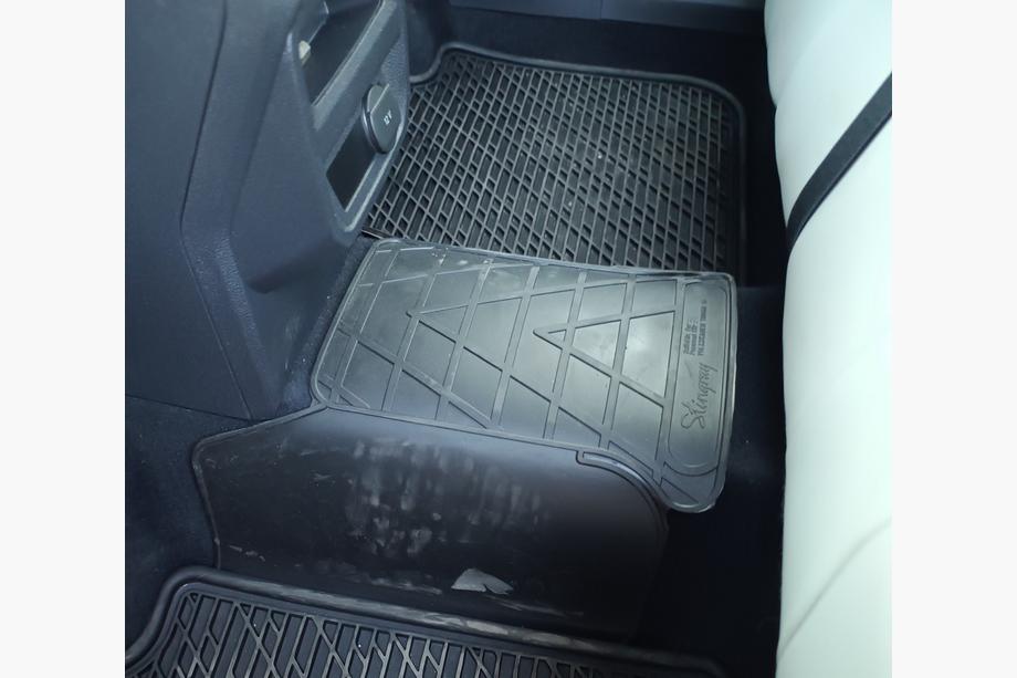 Volkswagen Tiguan 2016–2023 Takatunnelimatto (Stingray Premium) Image