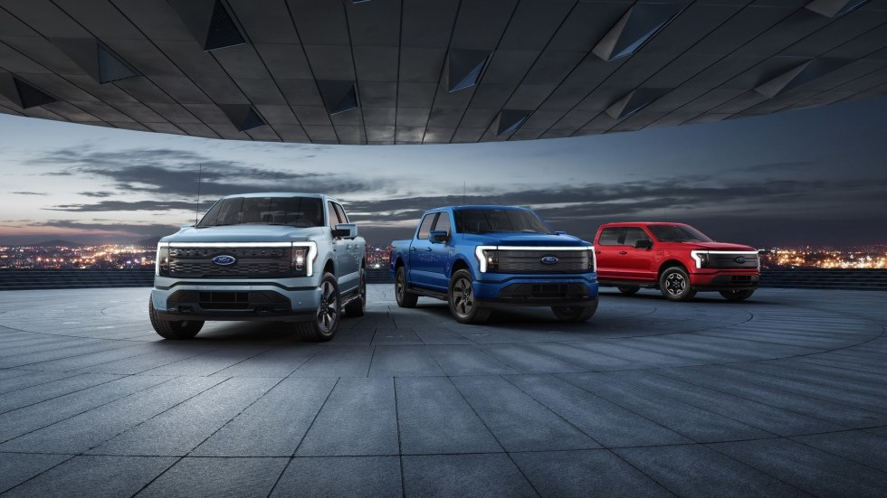 Ford esitteli F-150-pickupin sähköversion