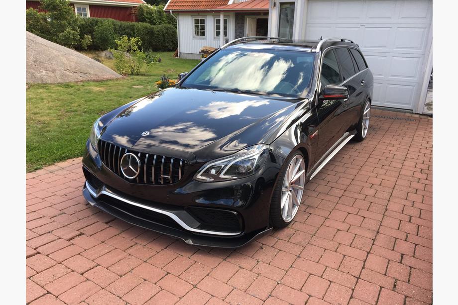 Mercedes E-sarja W212 2009–2016 Etusäleikkö GT Panamericana (E63 AMG 2013-2016) Image
