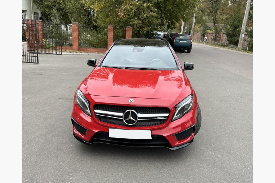 Mercedes GLA X156 2014–2019 AMG Silver etusäleikkö (2014-2016) Image