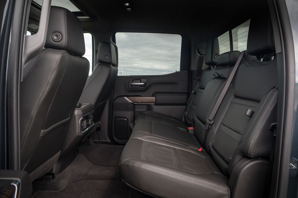 Koeajo: täysikokoinen GMC Sierra -pickup