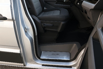 Volkswagen Crafter 2006–2016 Sisäpuoliset kynnyslistat (Carmos V1) 3 kpl, Carmos - turkkilainen ruostumaton teräs kuva 1