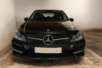 Mercedes C-sarja W204 2007–2015 Etusäleikkö Diamond Silver kuva 3