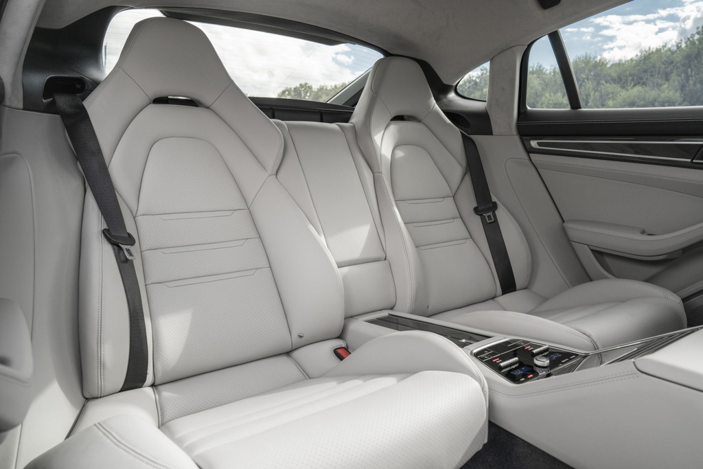 Koeajo: päivitetty liftback Porsche Panamera Turbo S
