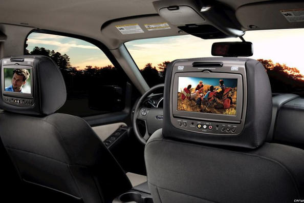 Näin valitset TV:n autoon