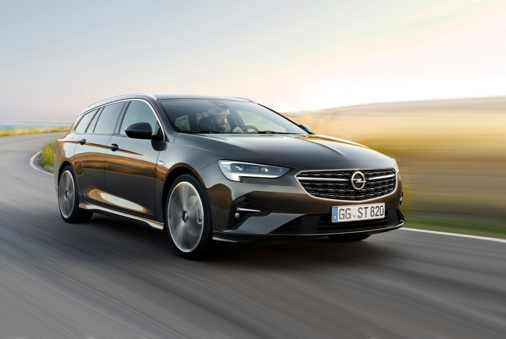 Koeajo: uudistettu Opel Insignia Sports Tourer -farmari