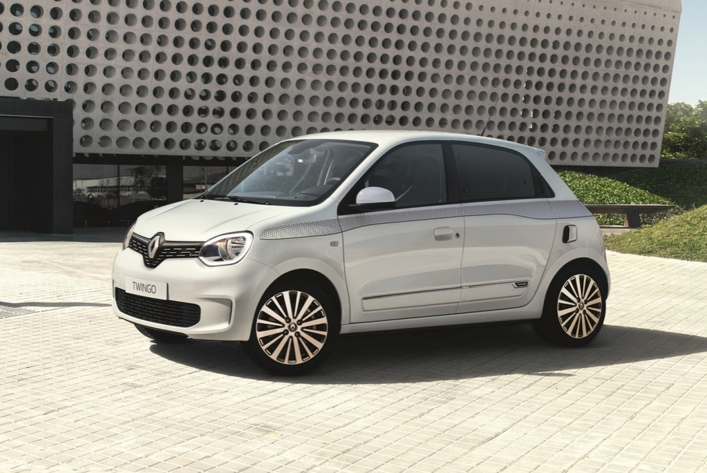 Katsaus päivitettyyn kompaktiin Renault Twingo -viistoperään