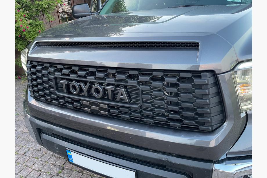Toyota Tundra 2007–2021 Etusäleikkö tyyppi-2 (2014+) Image