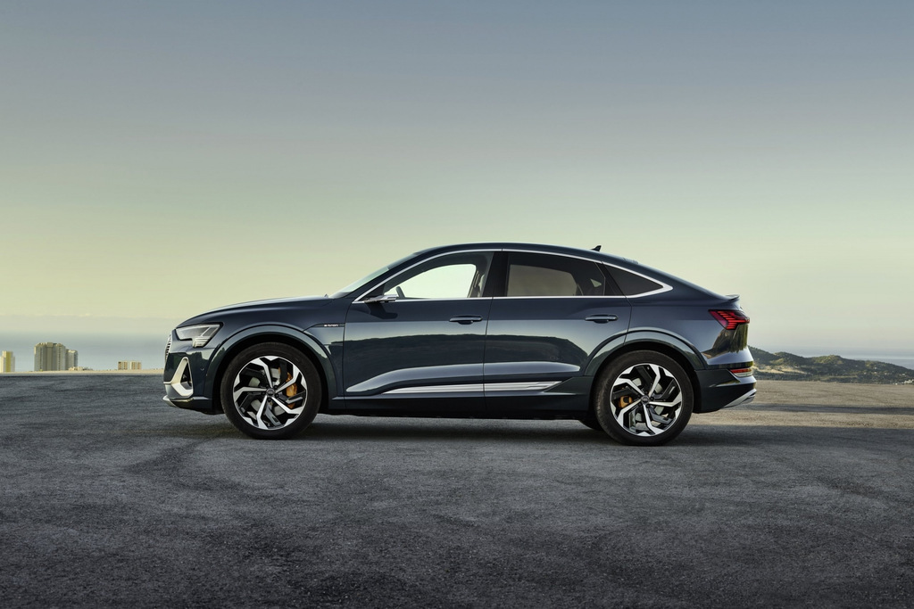 Coupé-tyylinen nelivetoinen sähköcrossover: Audi e-tron Sportback