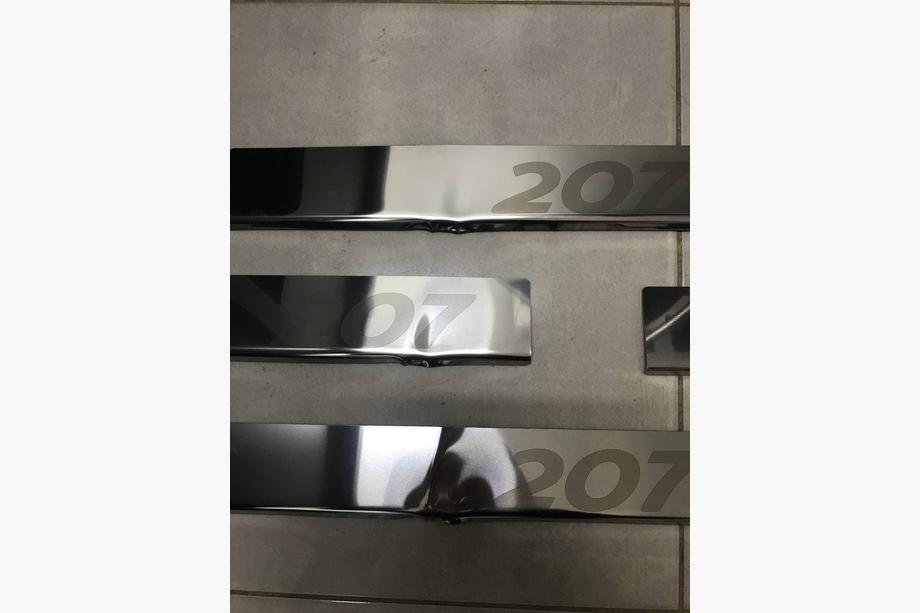 Peugeot 207 2006–2014 POISTO! Carmos kynnyslistat (4 kpl, ruostumaton teräs) Image