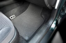 Volkswagen Golf 4 1997–2006 EVA-lattiamatot (mustat) kuva 2