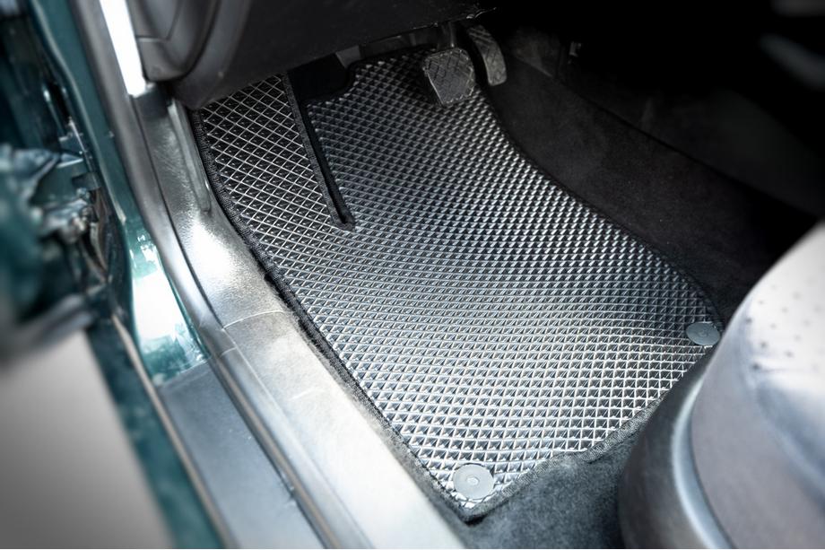 Volkswagen Golf 4 1997–2006 EVA-lattiamatot (mustat) Image