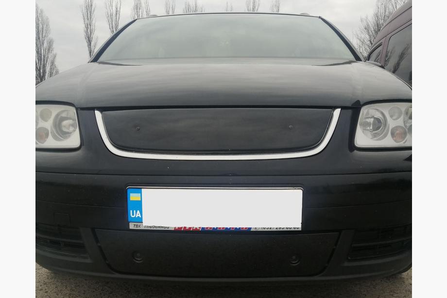 Volkswagen Caddy 2004–2010 Talvisuojus etusäleikköön LIFE (yläosa) Matta (LIFE) Image