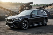 BMW X1 F48 2015–2022 Bosphore Black -sivuastinlaudat (2 kpl, alumiini) kuva 1