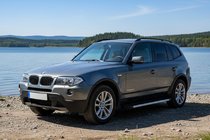 BMW X3 E83 2003–2010 Sivuportaat Maya V1 (2 kpl, alumiini) kuva 1