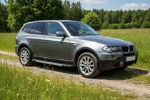 BMW X3 E83 2003–2010 RedLine sivuastinlaudat (2 kpl, alumiini) kuva 1