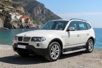 BMW X3 E83 2003–2010 Tayga V2 sivukynnykset (2 kpl, alumiini) kuva 1