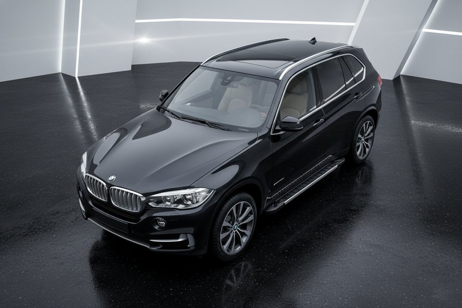 BMW X5 F15 2013–2018 RedLine sivuastinlaudat (2 kpl, alumiini) Image