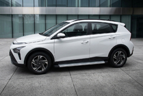 Hyundai Bayon 2021– Maya V2 sivuportaat (2 kpl, alumiini) kuva 2