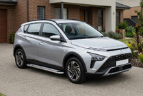 Hyundai Bayon 2021– Sivuporraslaudat Maydos V2 (2 kpl, alumiini) kuva 1